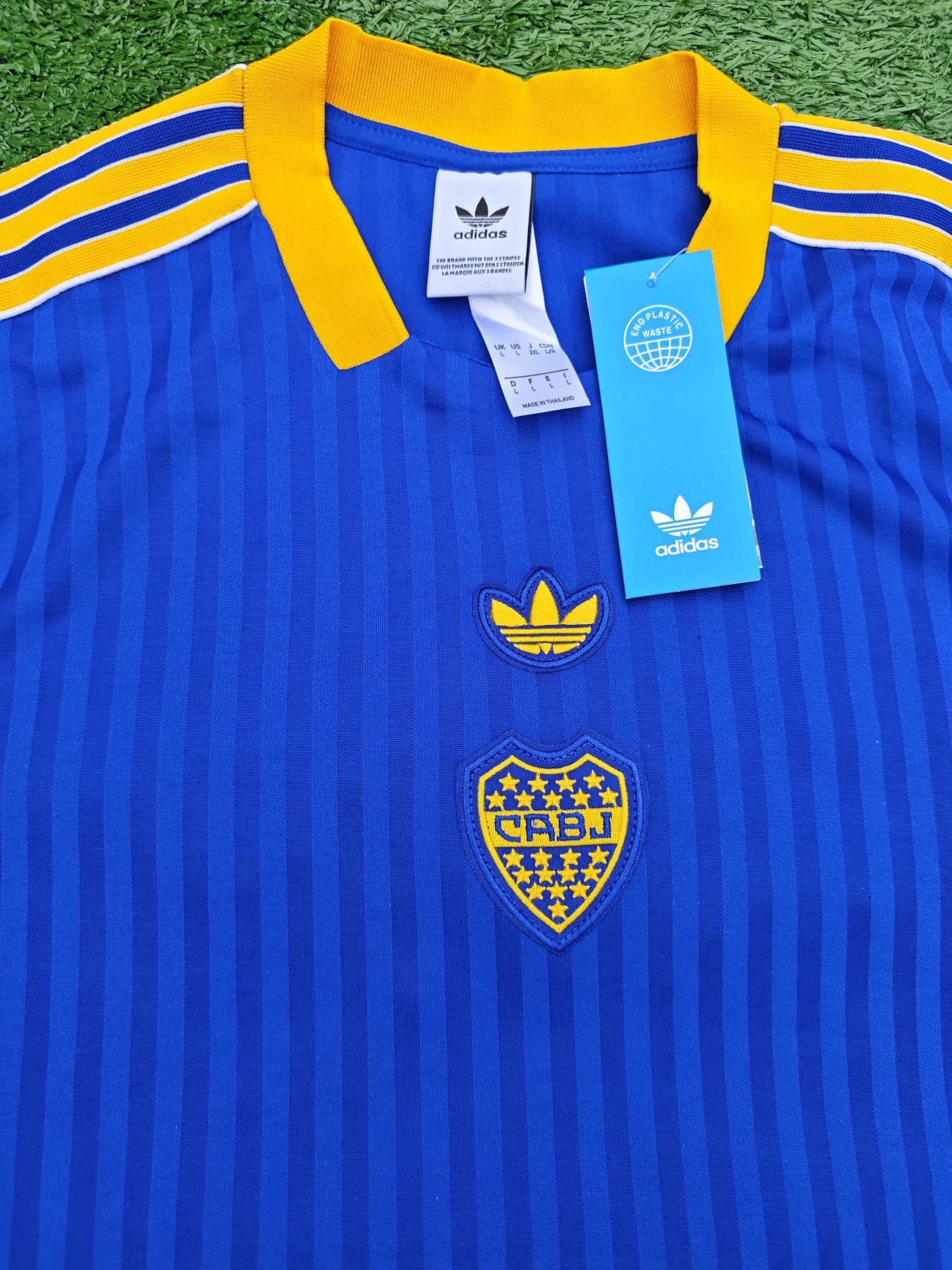 Remera de Boca ICON 2025, vista 2