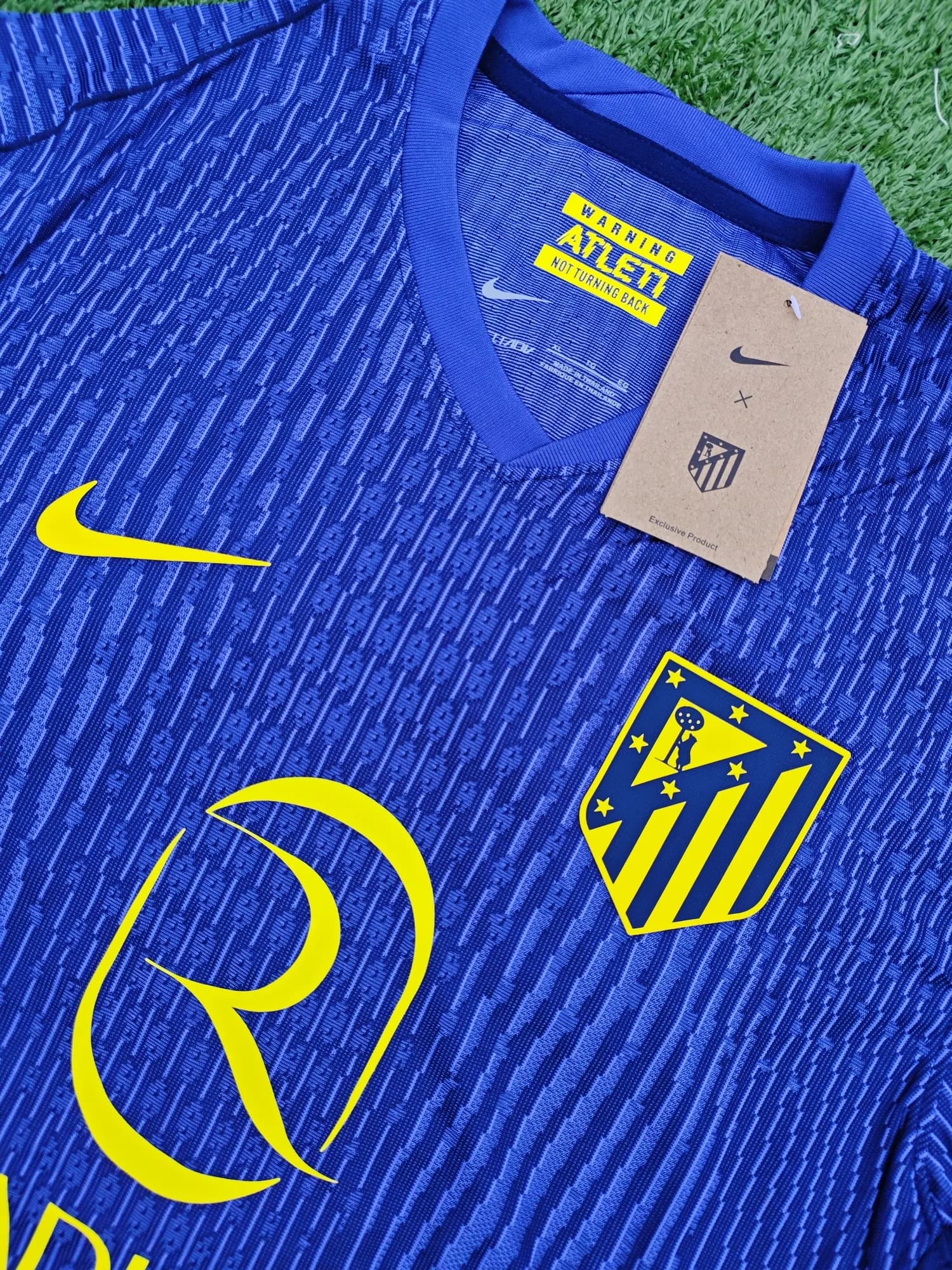 Camiseta de Atletico de Madrid suplente 25/26, vista 3