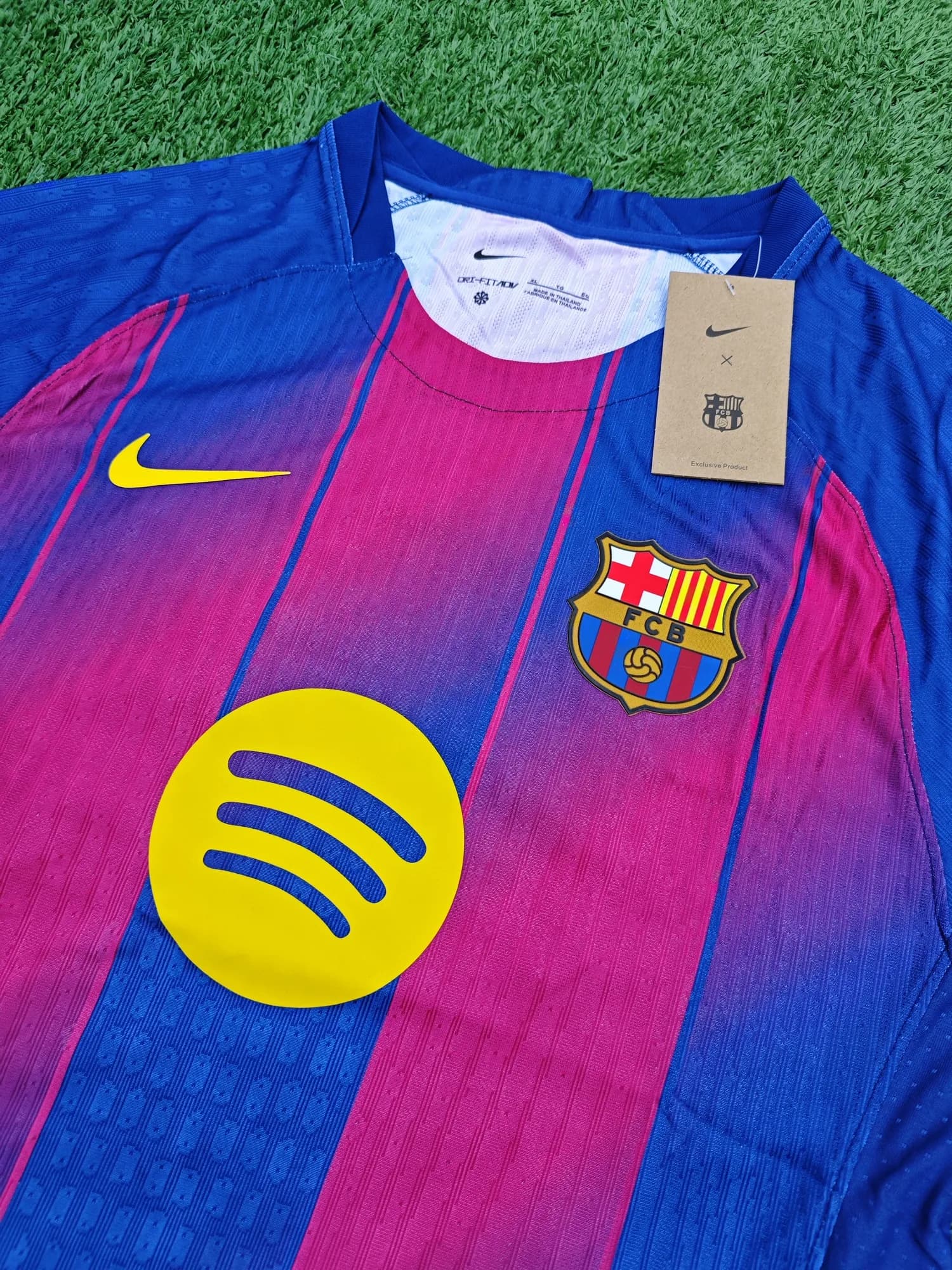 Camiseta de Barcelona titular 25/26, vista 2