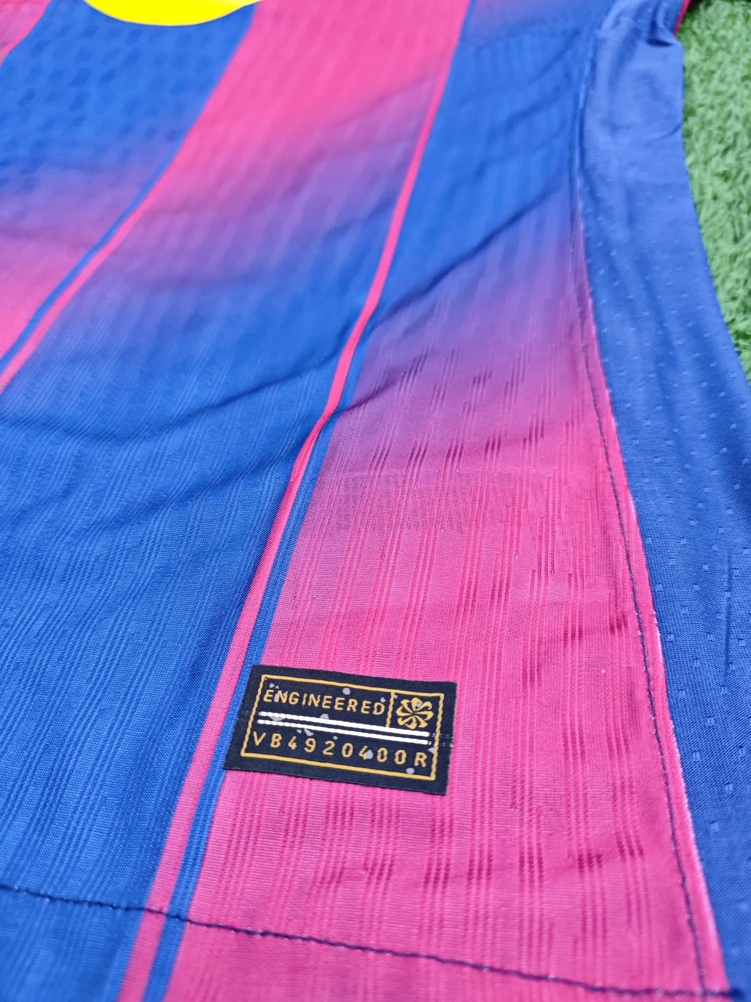 Camiseta de Barcelona titular 25/26, vista 4