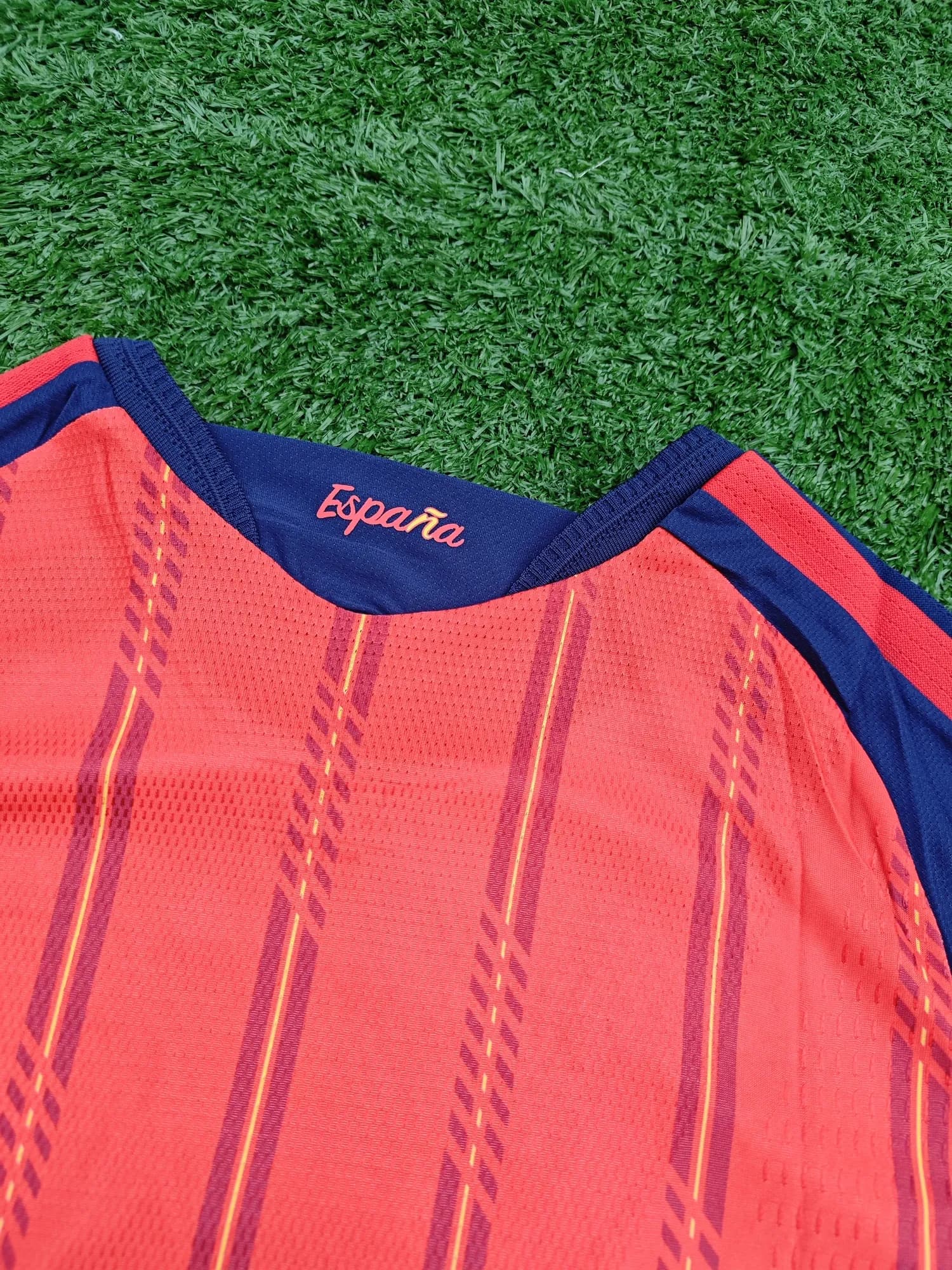 Camiseta de España titular 2026, vista 7