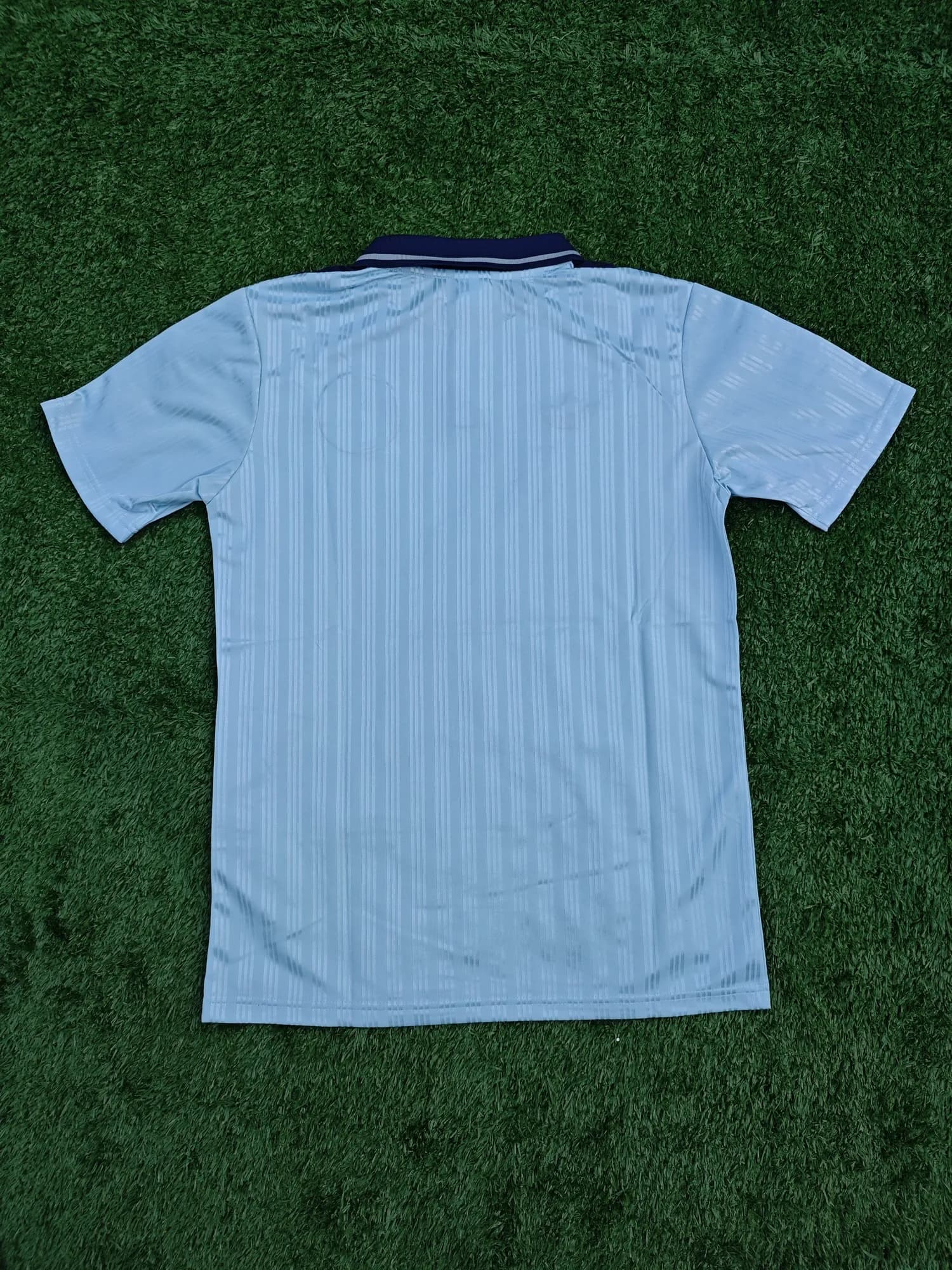 Remera Oasis Celeste, vista 4