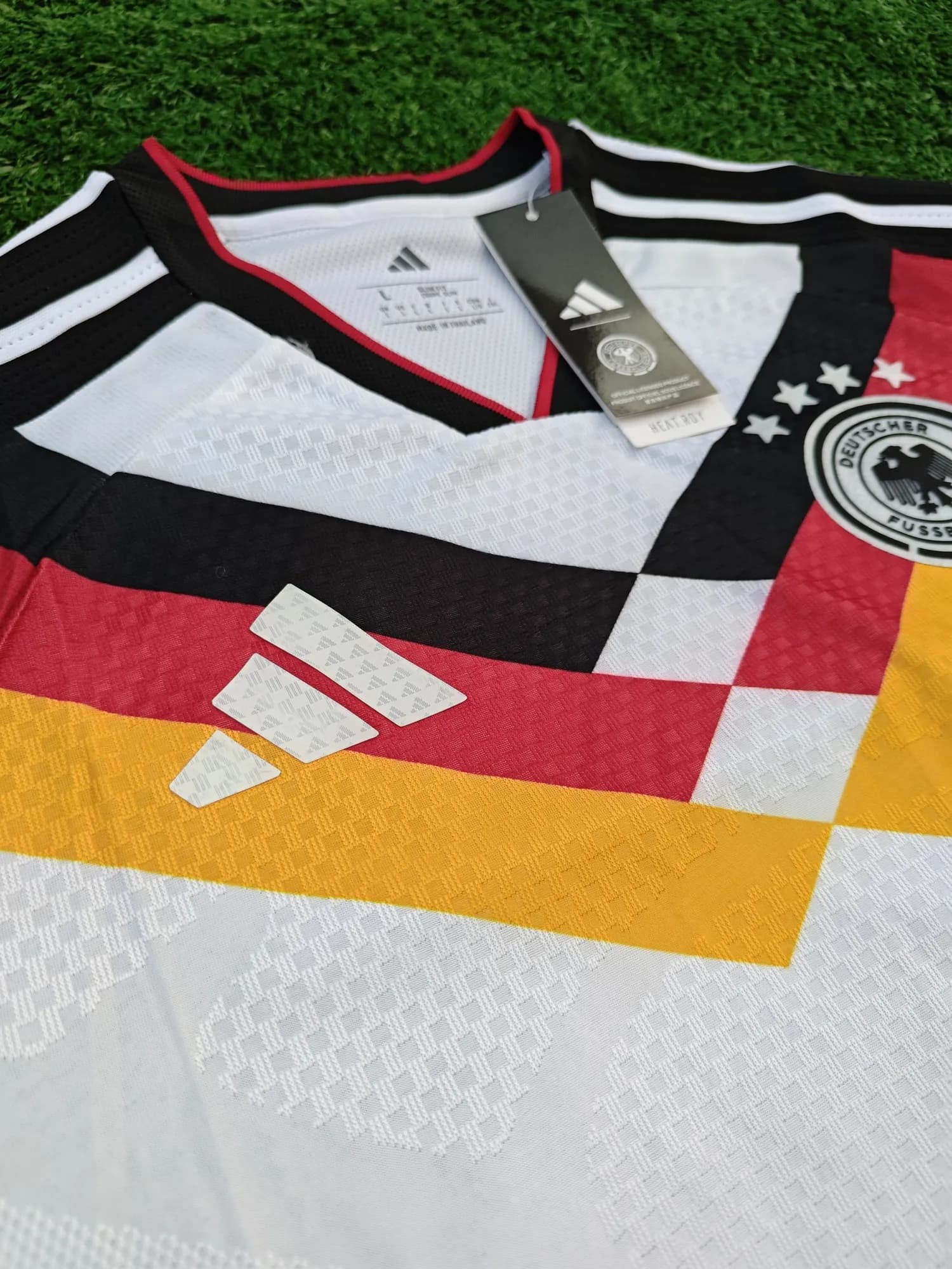 Camiseta de Alemania titular 2026, vista 3