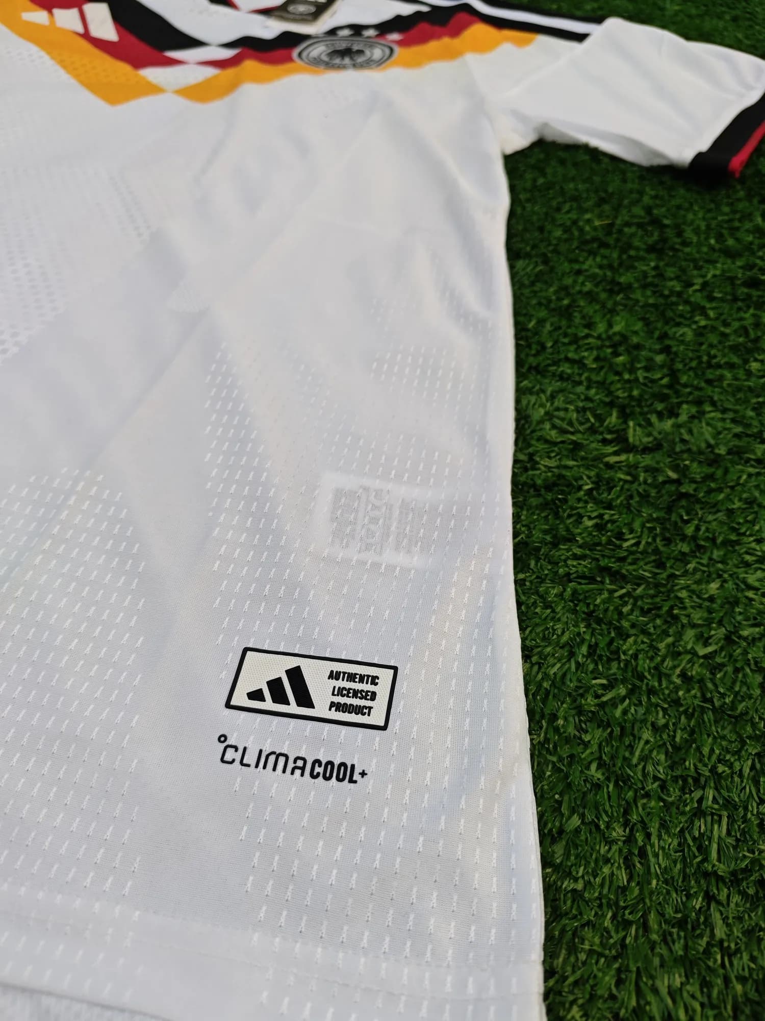 Camiseta de Alemania titular 2026, vista 4