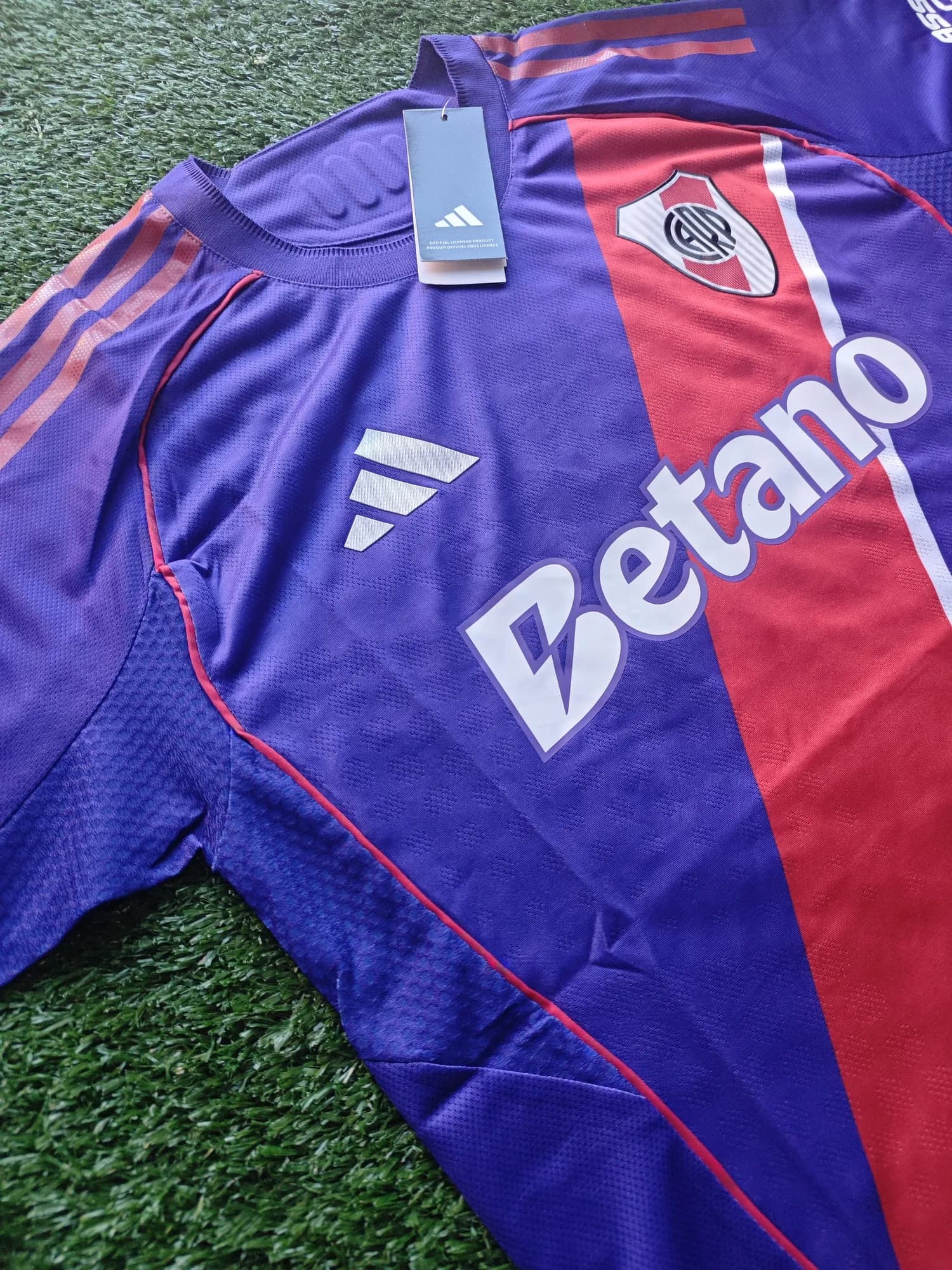 Camiseta de River tercera 2026, vista 3
